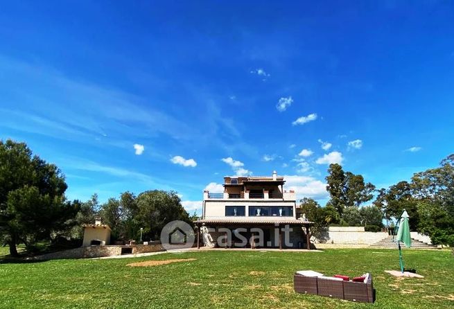 Casa indipendente in residenziale in Strada Querciolare 50