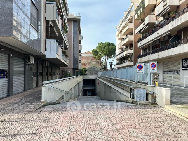 Garage/posto auto in residenziale in Via Paolo Telesforo 33