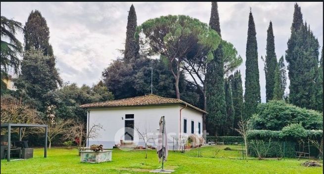 Casa indipendente in residenziale in Via Pasquale Poccianti