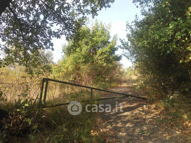 Terreno agricolo in commerciale in Via Colle Spinello