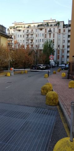 Box/posto auto in residenziale in Via Molino 14