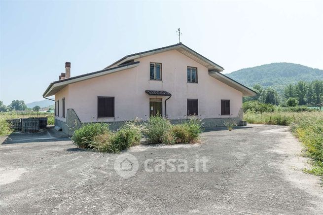 Villa in residenziale in