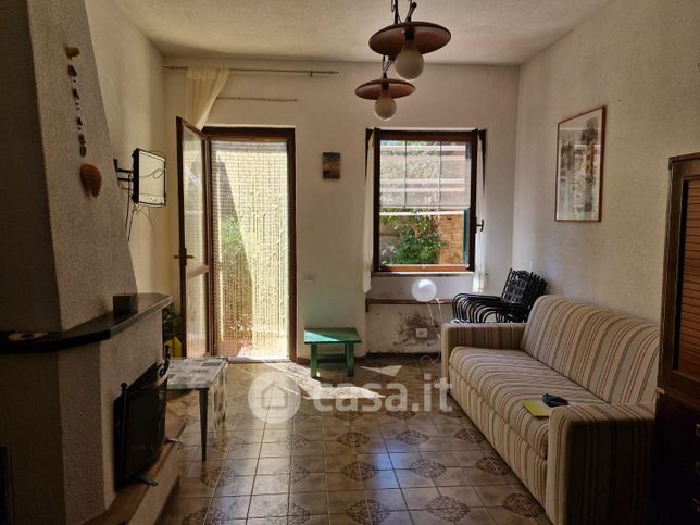 Appartamento in residenziale in Circonvallazione Faleria