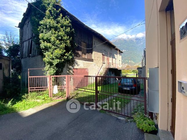 Casa indipendente in residenziale in Via Stelvio 204