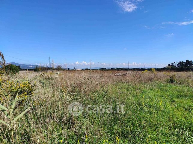Terreno agricolo in commerciale in 