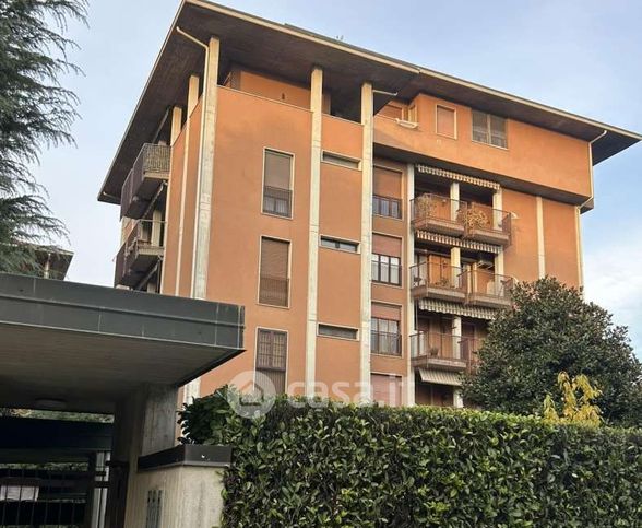 Appartamento in residenziale in Via Vescovo Garibaldo 7