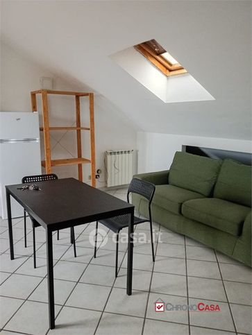 Appartamento in residenziale in Via Archimede 99