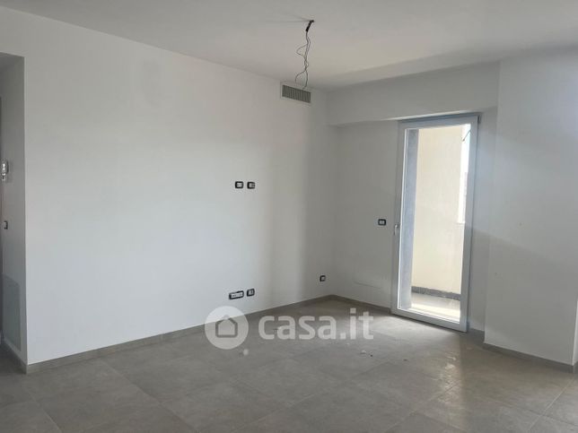 Appartamento in residenziale in Via Torino 6