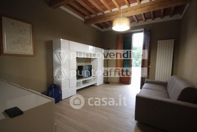 Appartamento in residenziale in Via Pesciatina 128