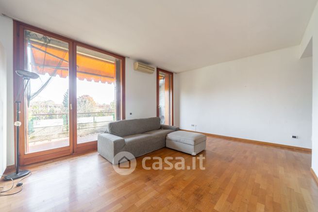 Appartamento in residenziale in Via Alcide de Gasperi 10