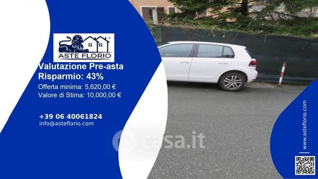 Box/posto auto in residenziale in Via Tarcisio Donati