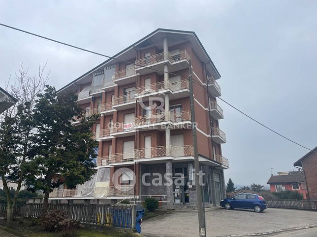 Appartamento in residenziale in Via Castellero 11