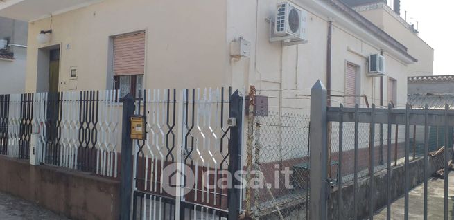 Casa indipendente in residenziale in