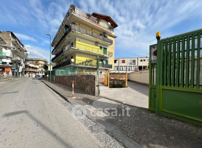 Garage/posto auto in residenziale in Viale Quattro Aprile 4