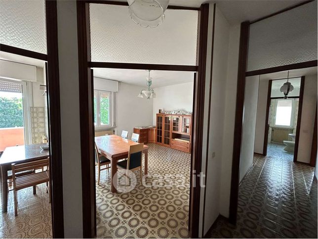 Appartamento in residenziale in Via Sclavons