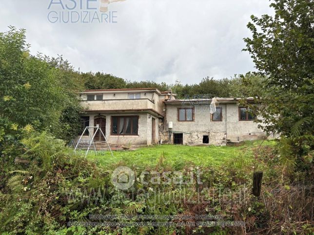 Appartamento in residenziale in Via di Valle Fredda