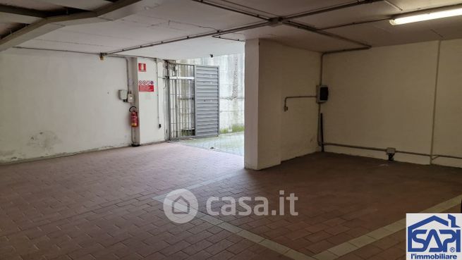 Garage/posto auto in residenziale in Via Mecenate 36