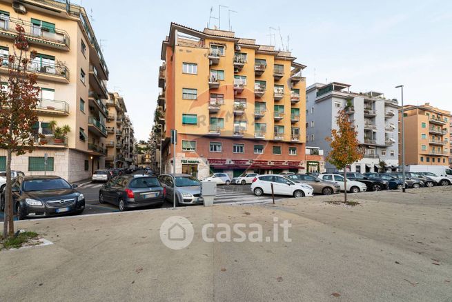 Appartamento in residenziale in Via Val Cristallina 27