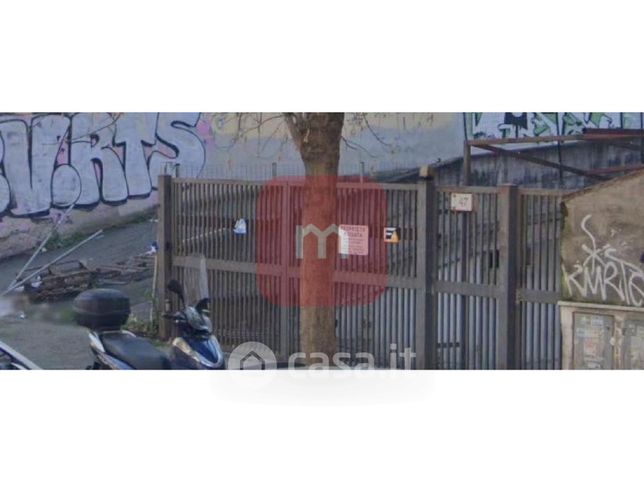 Box/posto auto in residenziale in Via della Marranella