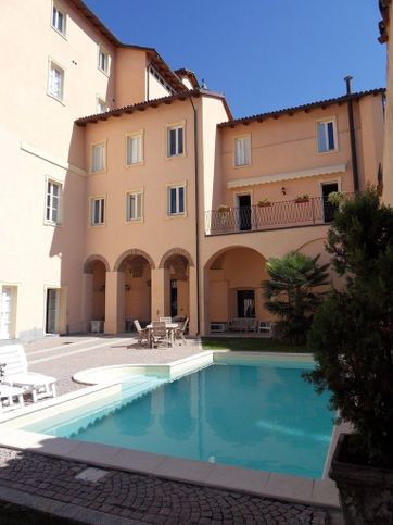 Casa indipendente in residenziale in Strada statale 494 Vigevanese 62