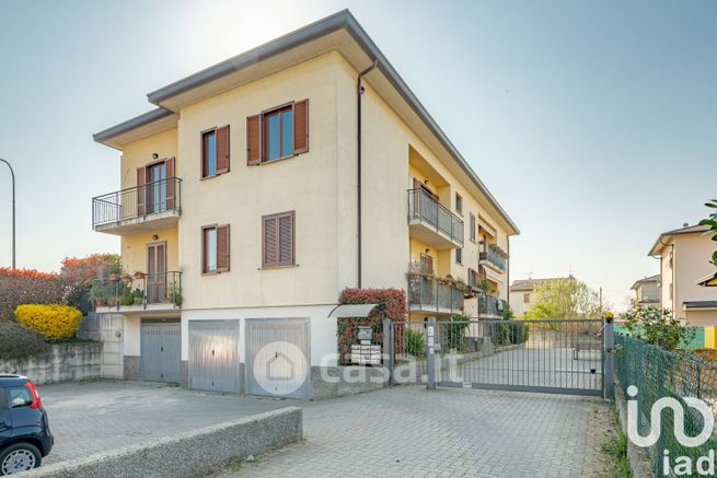 Appartamento in residenziale in Via Monte Rosa 23