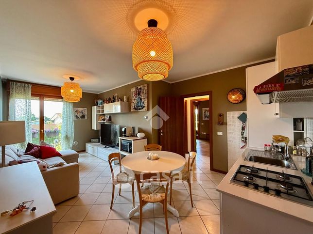 Appartamento in residenziale in Via Ippolito Nievo