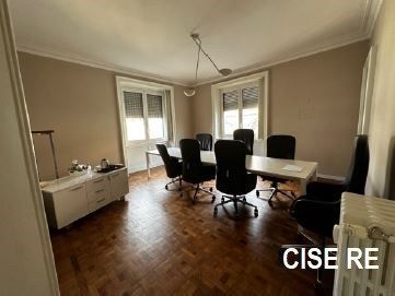 Ufficio in commerciale in Via Rugabella 1