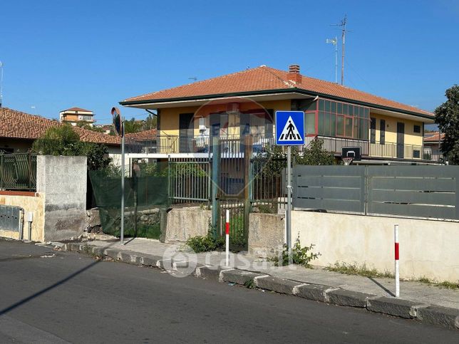 Terreno edificabile in residenziale in Via Milanese