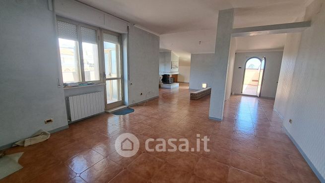 Attico/mansarda in residenziale in Via Bonanni 4