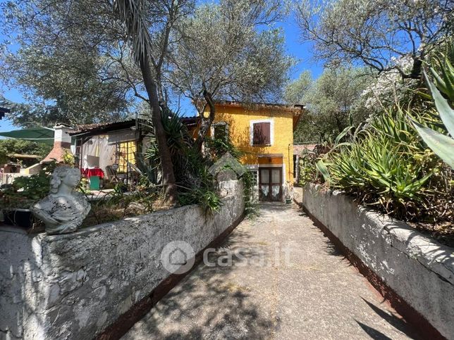 Casa indipendente in residenziale in Strada Vicinale Sant'Anatolia