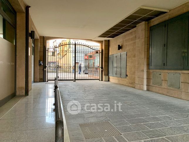 Box/posto auto in residenziale in Via maso Finiguerra