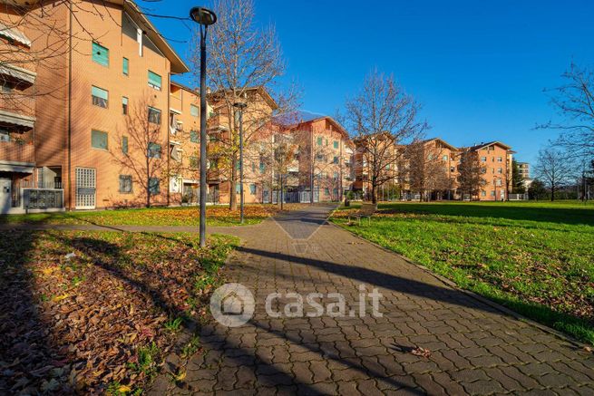 Appartamento in residenziale in Via Montrasi 9