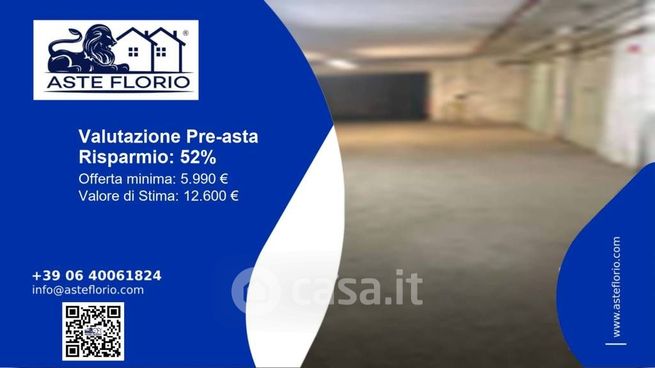 Box/posto auto in residenziale in Via Sacco e Vanzetti
