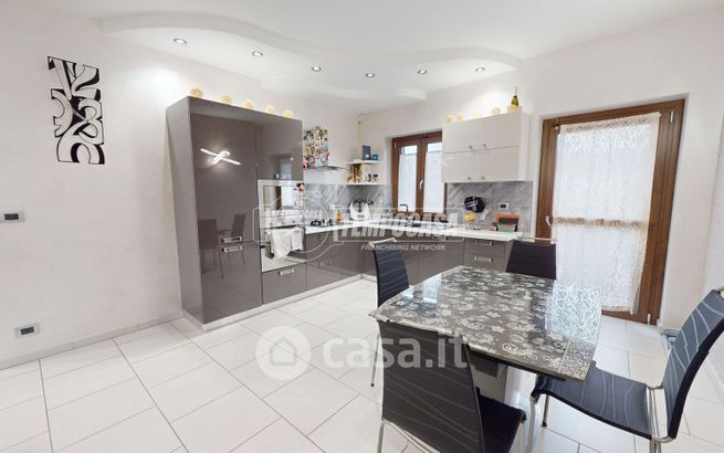 Appartamento in residenziale in Via Gondolo 17