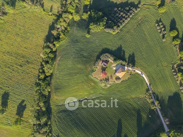 Rustico/casale in residenziale in Contrada San Maria in Paterno 34