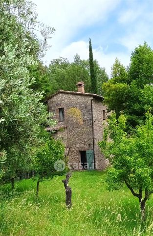 Rustico/casale in residenziale in 