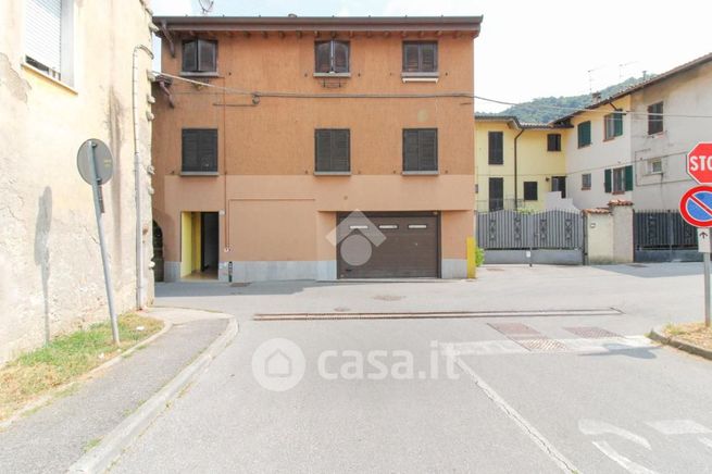 Appartamento in residenziale in Via Agro