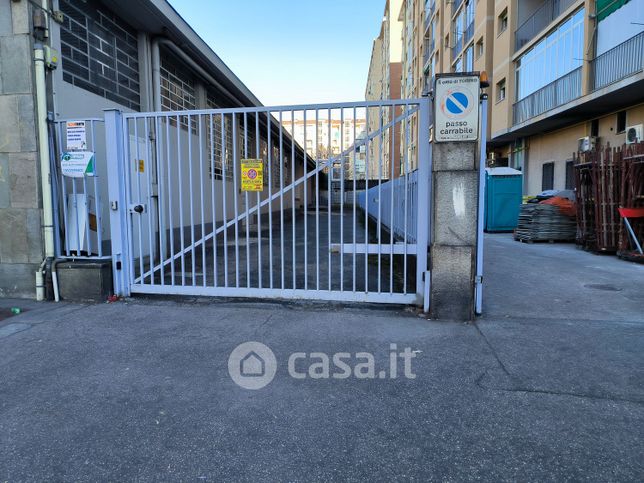 Garage/posto auto in residenziale in Via Duino 115