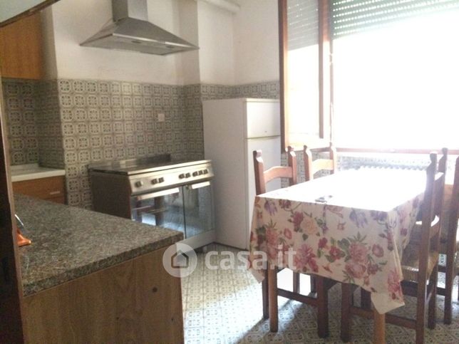 Appartamento in residenziale in Via Carlo Cattaneo 15