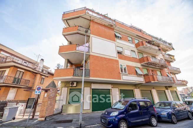 Attico/mansarda in residenziale in Via Ugo Foscolo
