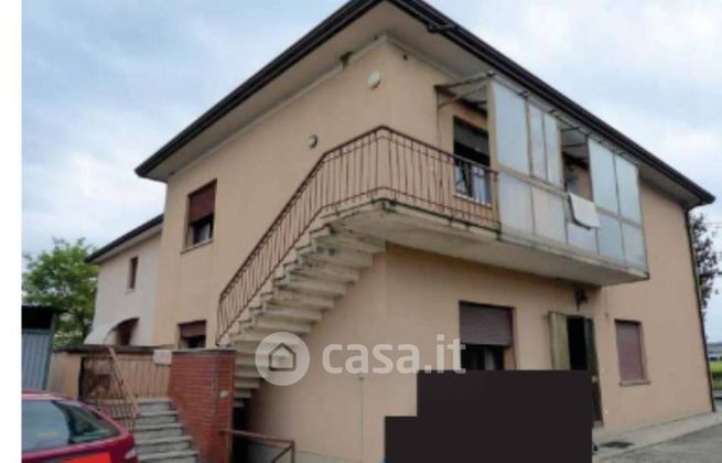 Appartamento in residenziale in Via MenarÃ¨ 75