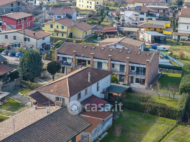 Villetta a schiera in residenziale in Via Colle del Piscarello