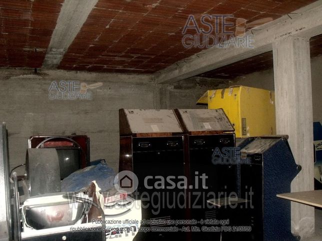 Garage/posto auto in residenziale in Via Trani 5