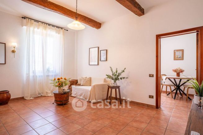 Appartamento in residenziale in Strada Cassia Sud 5