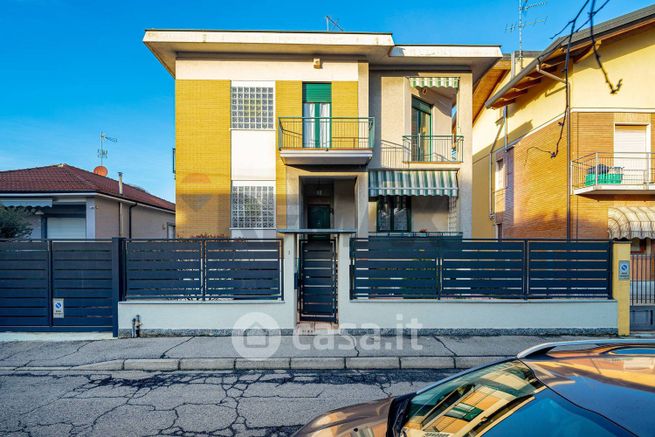 Casa indipendente in residenziale in Via NicolÃ² Tommaseo 7