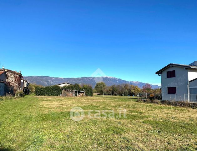 Terreno edificabile in residenziale in Via Monte Grappa