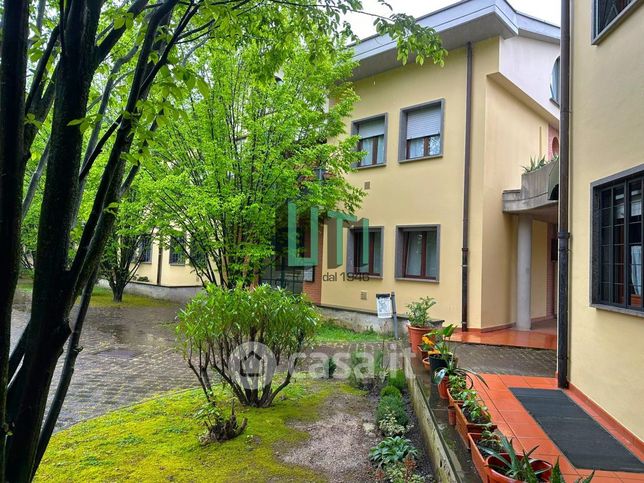 Appartamento in residenziale in Via Silvestro Lega