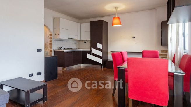 Appartamento in residenziale in Via Carlo Poma