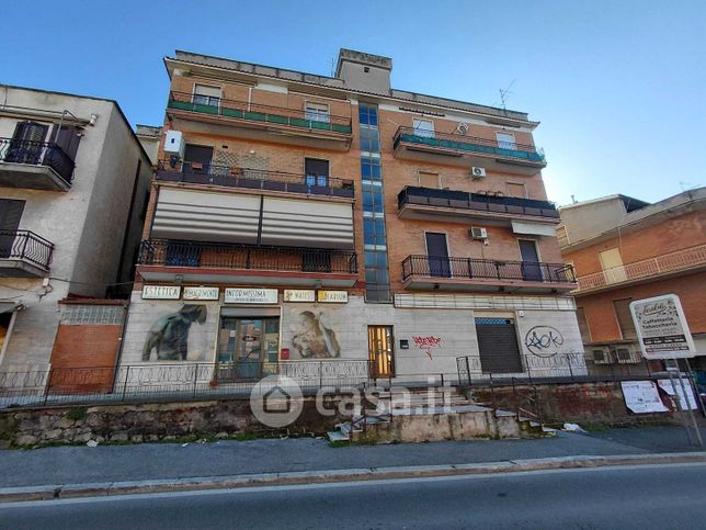 Appartamento in residenziale in Via Maremmana Inferiore 78