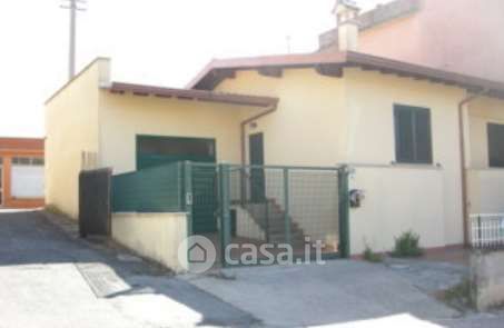Appartamento in residenziale in Via Algidus